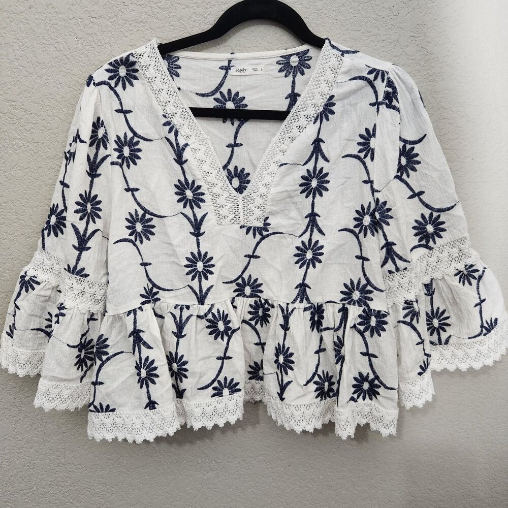 Edgely Top Womens Large White Navy Blue Embroidered Floral Lace Trim Boho